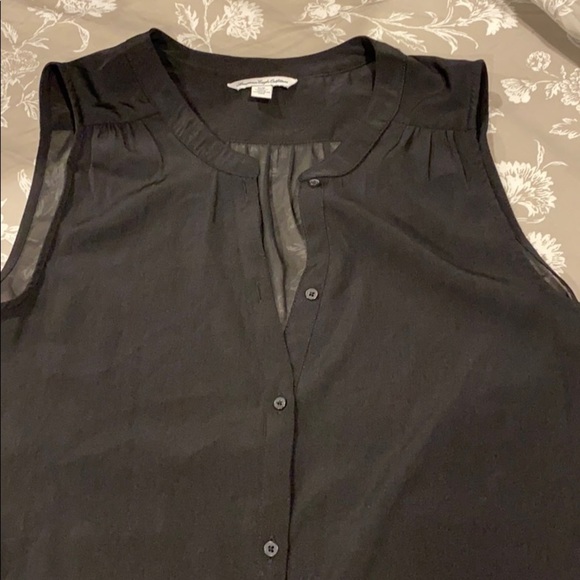 AEO Sheer Sleeveless Button Down Top EUC - Picture 10 of 11